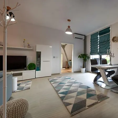 Steel Aparthotel-ev Supercharging & Free Parking