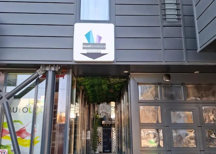 מלון דירות Steel Residence- Tesla Drive Experience