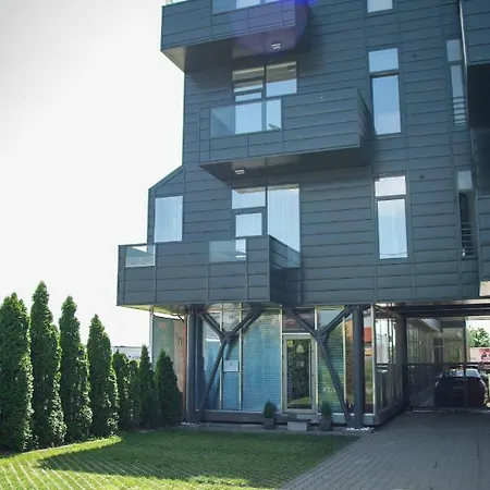 Steel Residence- Tesla Drive Experience 3*