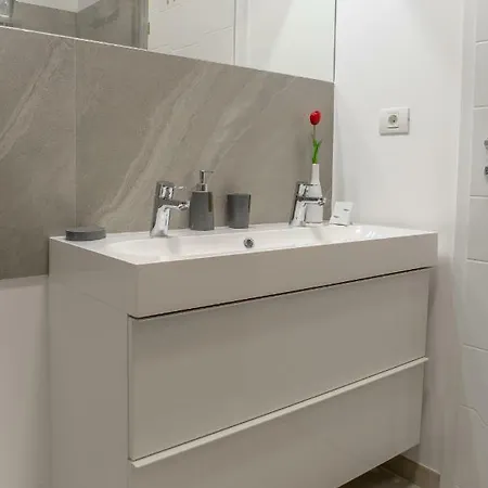 Steel Residence- Tesla Drive Experience